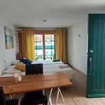 Oporto Surflodge Hébergement de vacances *