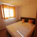 Oporto Surflodge Hébergement de vacances