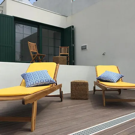 Oporto Surflodge בית נופש *