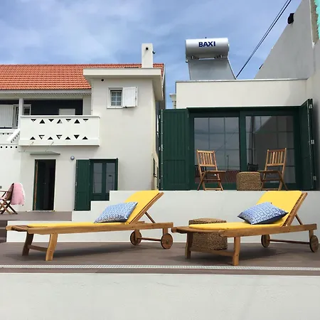 Oporto Surflodge Holiday home