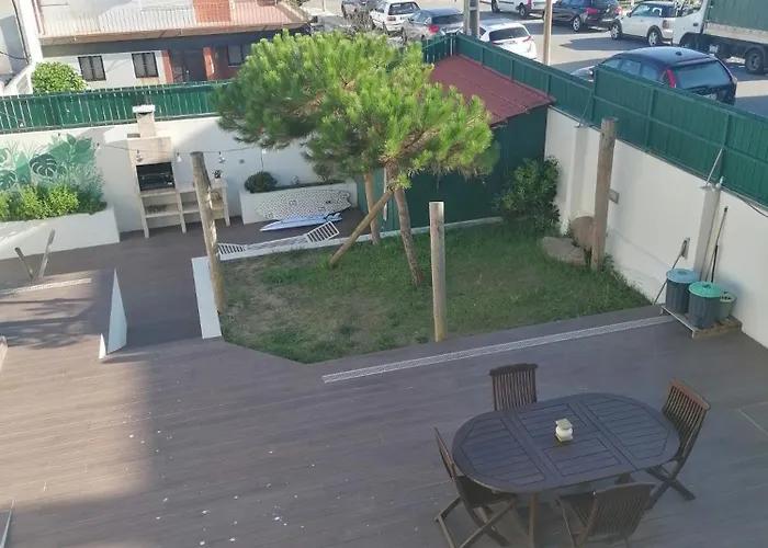 Oporto Surflodge * Cortegaca (Aveiro)