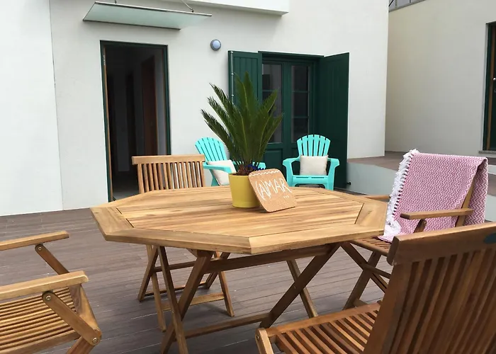 Oporto Surflodge * Cortegaca (Aveiro)